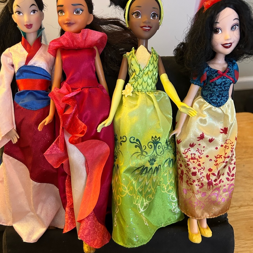 Disney Princess Doll Collection - Mulan, Elena, Tiana, and Snow White